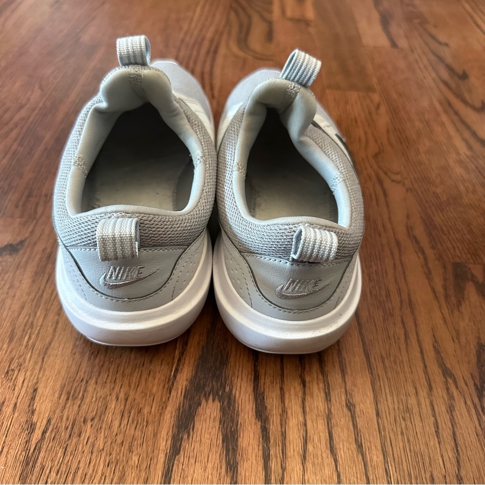 Grey Nike Athletic Shoes - Picture 2 of 4
